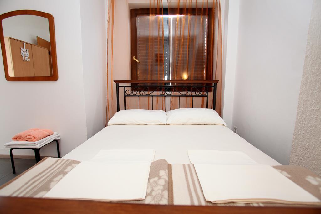 Apartments Victoria Trogir Buitenkant foto